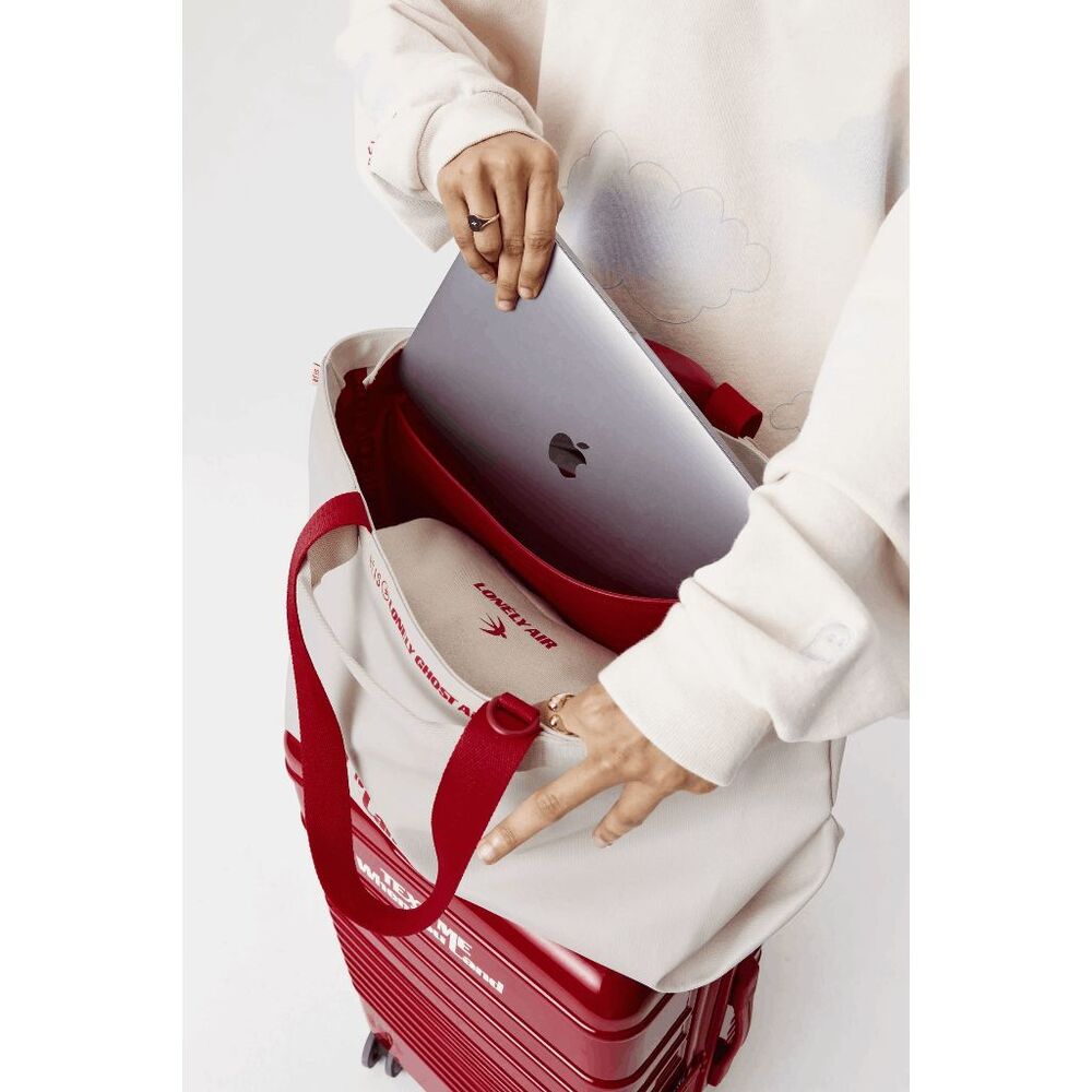 NWT Beis x The Lonely Ghost Travel Tote in Ghost White - LIMITED EDITION - Picture 5 of 12